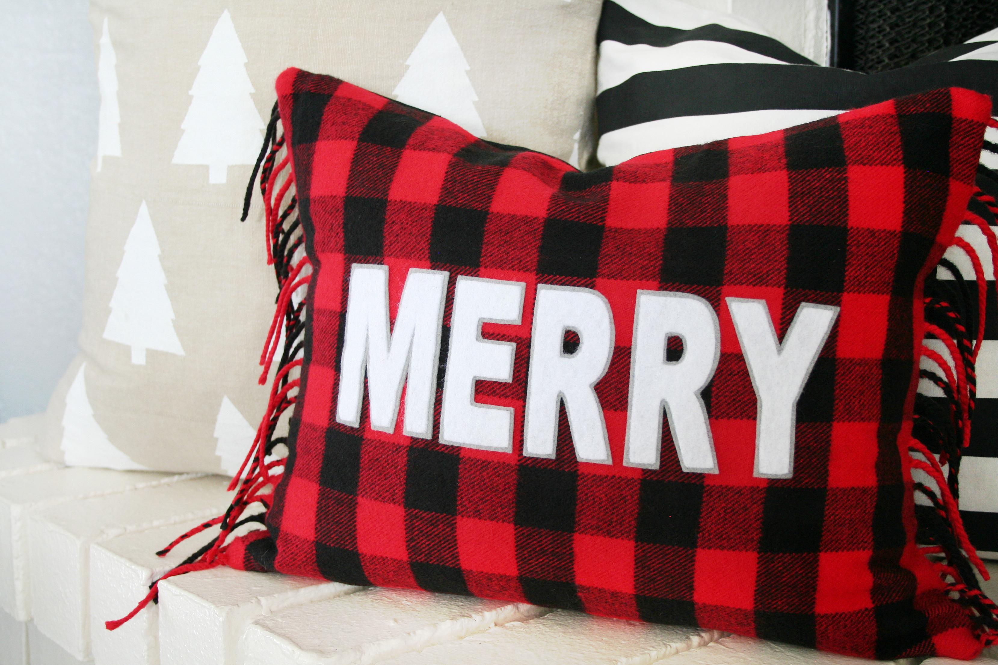 Buffalo Check Christmas Pillow - The Crafted Sparrow