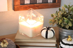 Black & White Easy Fall Decor