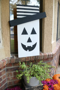 Seasonal Character Door Hanger