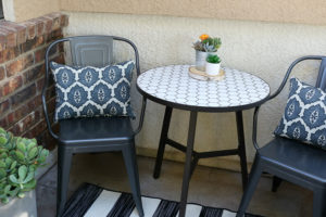 Black & White Spring Porch Refresh