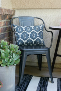 Black & White Spring Porch Refresh