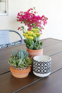 Black & White Modern Farmhouse Patio Decor