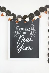 Black & White New Year's Eve Bar Cart Decor - DIY New Year's Eve Sign