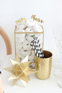 Black & White New Year's Eve Bar Cart Styling Ideas