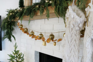 Modern & Cozy Christmas Orange Slice Garland Mixed with Gold Bells