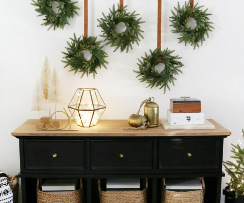 https://www.thecraftedsparrow.com/wp-content/uploads/adthrive/2020/11/DIY-Modern-Christmas-Wreath-Wall-Hanging-480x400.jpg